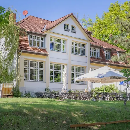 Waldsiedlung Waldhaus App 4.1 Apartment